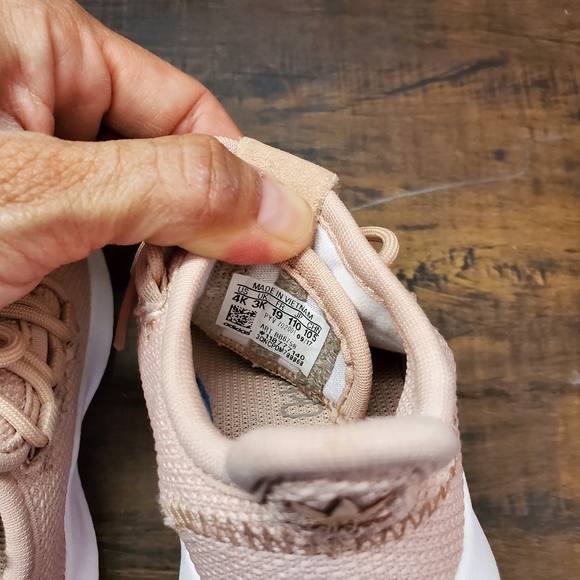 Infant Adidas Ortholite Tan Lace Up Sneakers Size 4K - Picture 4 of 7